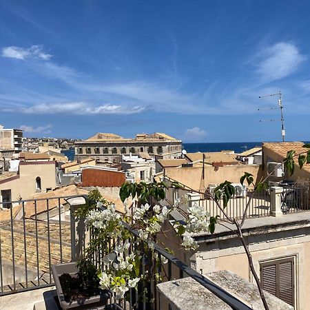 Апартаменты Alma Maris Terrazza Al Tempio By Bed&Bros Сиракузы Экстерьер фото