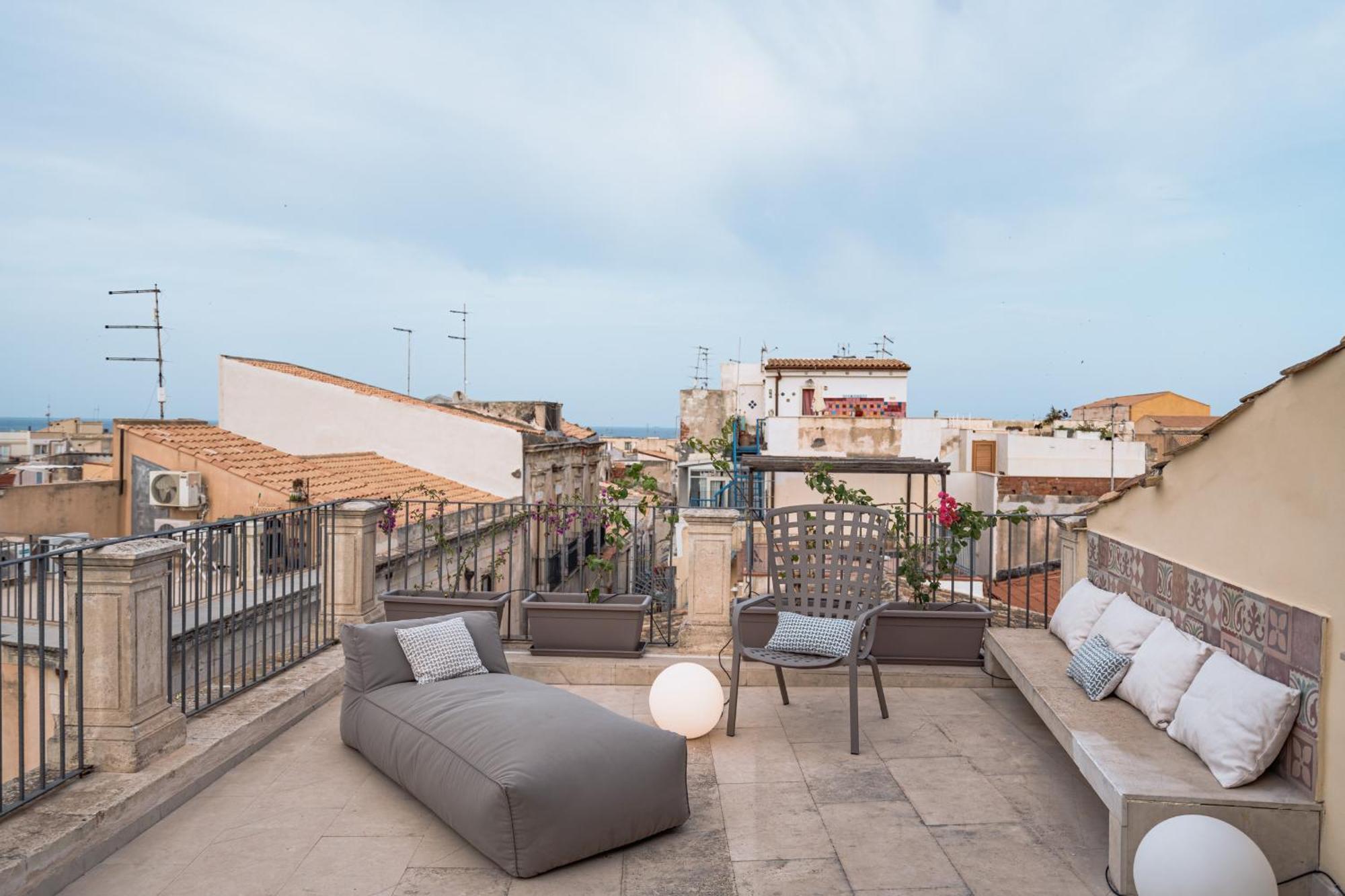 Апартаменты Alma Maris Terrazza Al Tempio By Bed&Bros Сиракузы Экстерьер фото