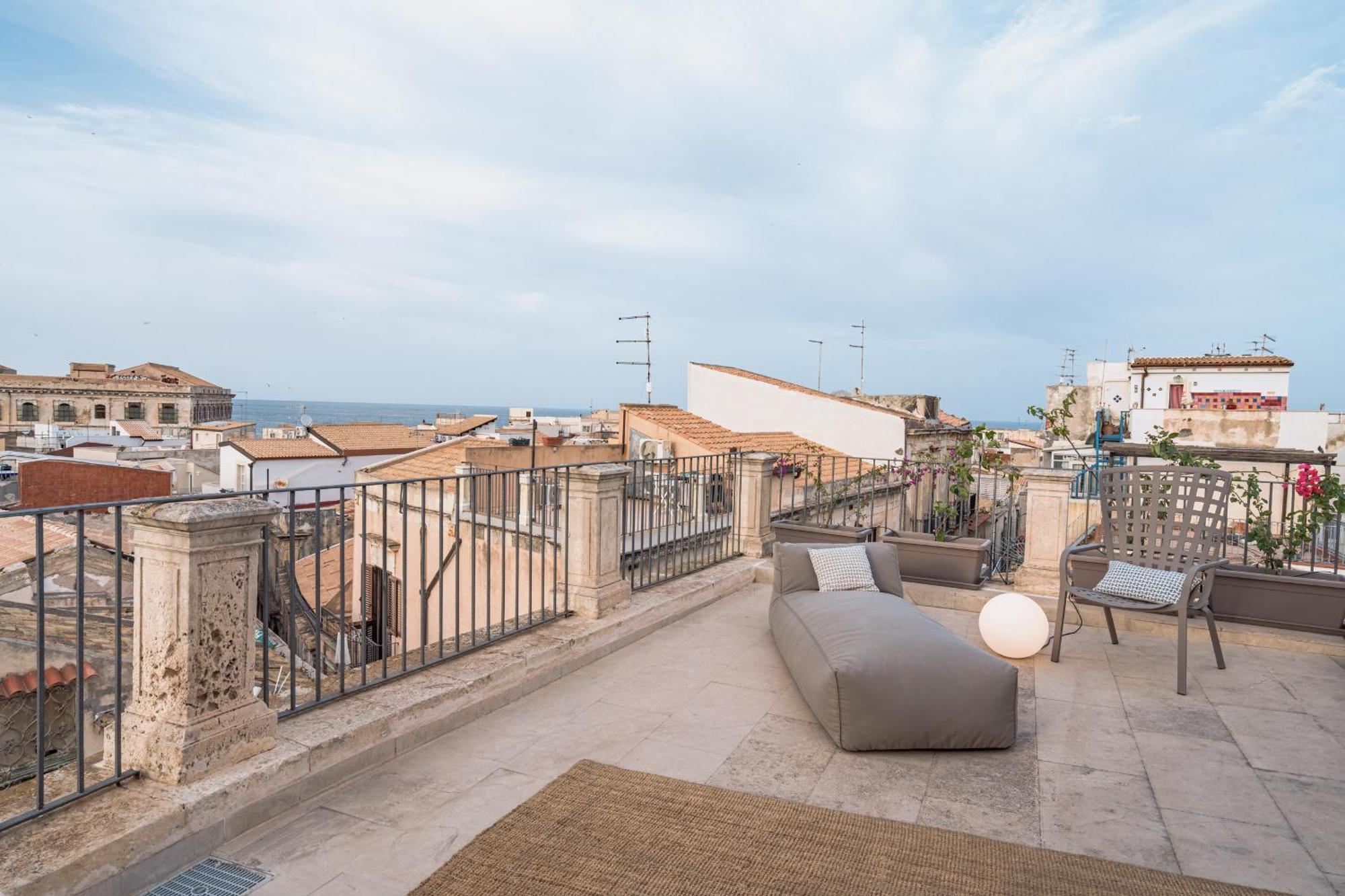 Апартаменты Alma Maris Terrazza Al Tempio By Bed&Bros Сиракузы Экстерьер фото